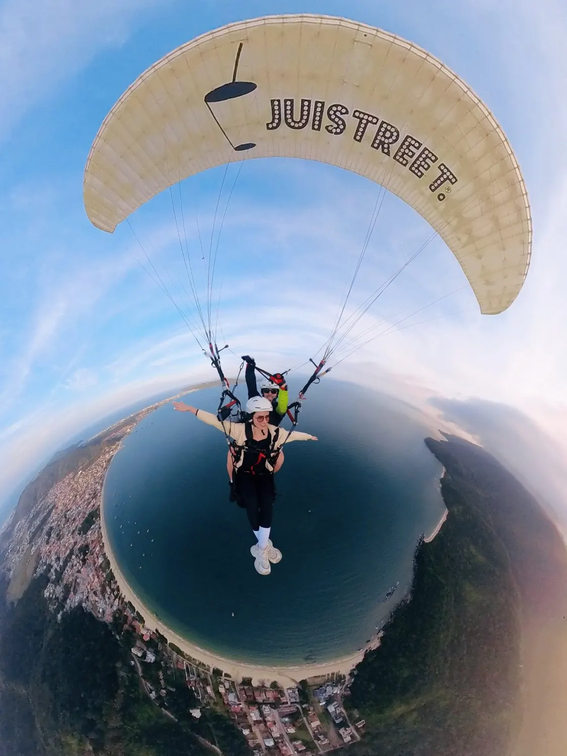 Voo de parapente com o Dudu